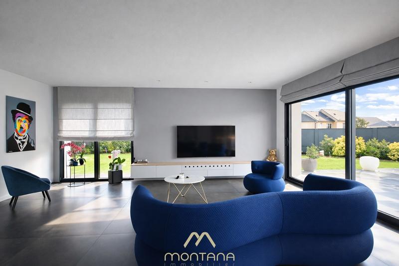 Maison contemporaine - 223 m² - 6 pièces