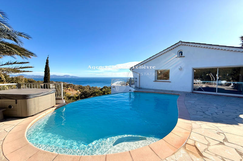 Maison - 164 m² - 5 pièces