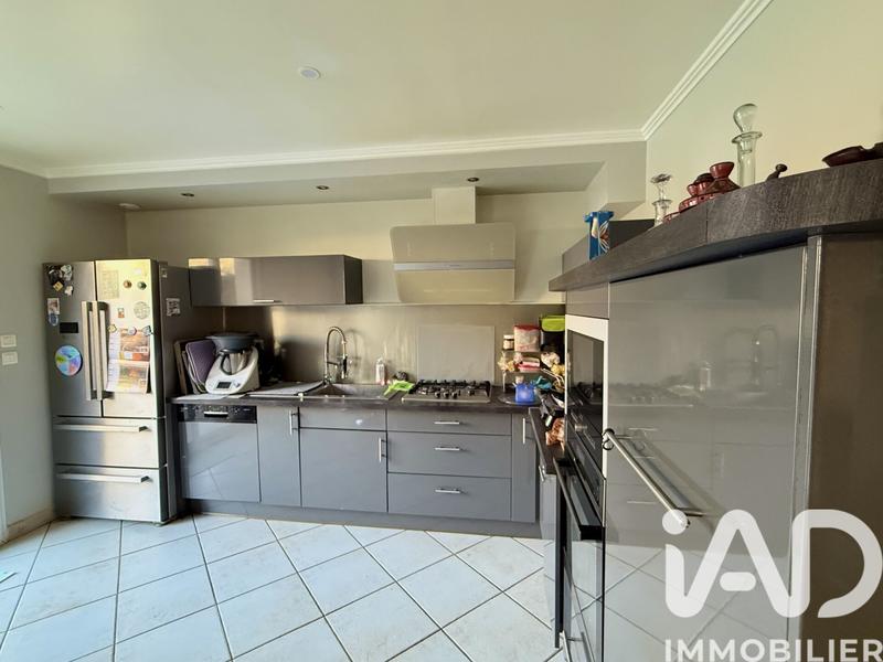 Maison - 163 m² - 7 pièces