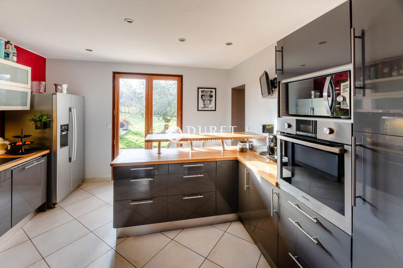 Maison ancienne - 208 m² - 6 pièces