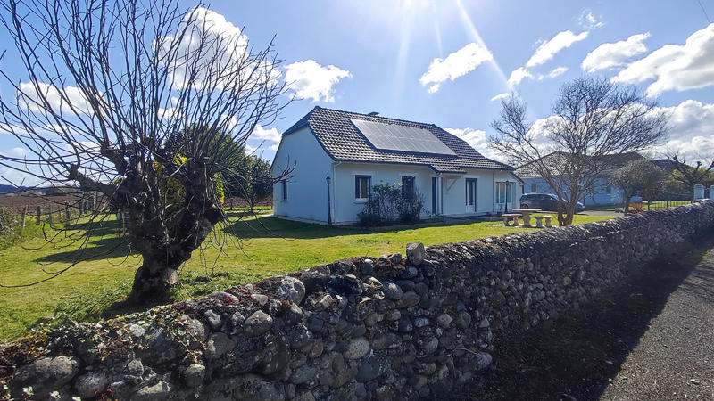 Maison - 97 m² - 5 pièces