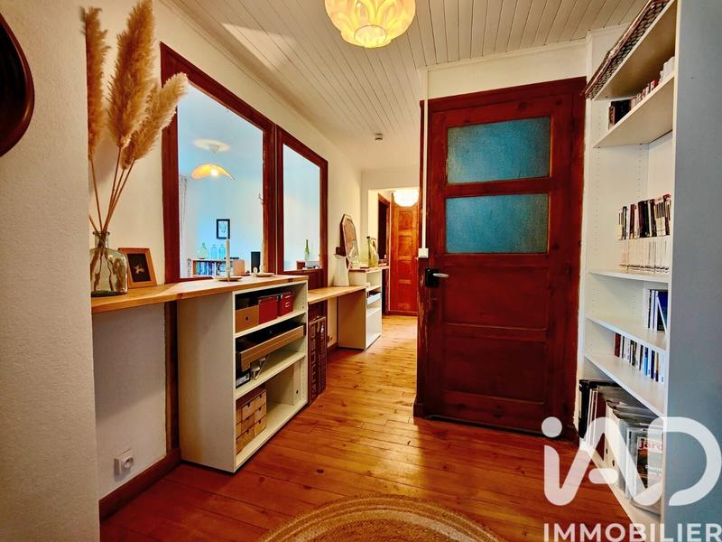 Maison - 231 m² - 11 pièces