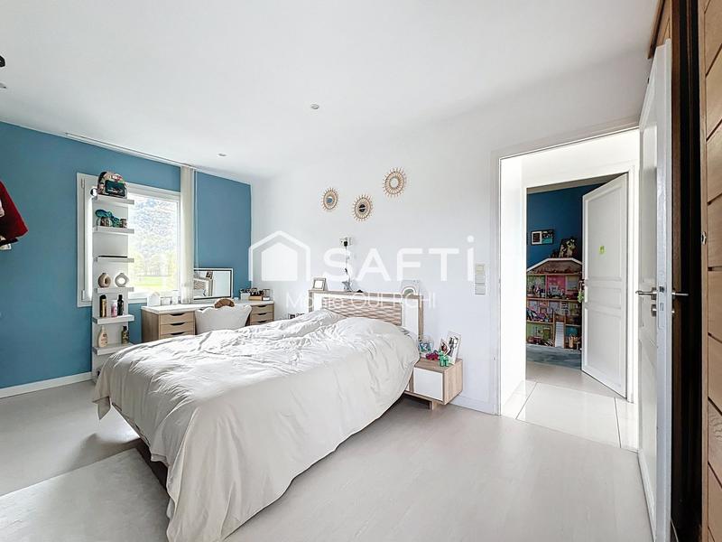 Maison - 167 m² - 6 pièces