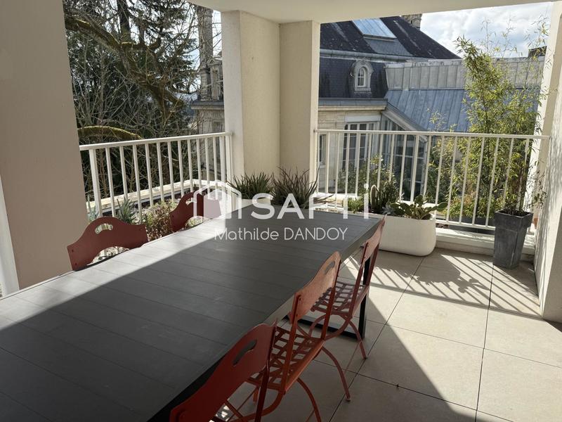 Appartement - 83 m² - 4 pièces