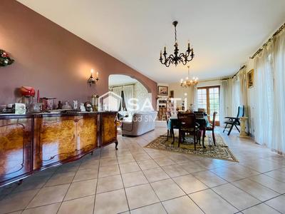Maison - 155 m² - 6 pièces