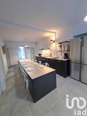Maison - 167 m² - 12 pièces
