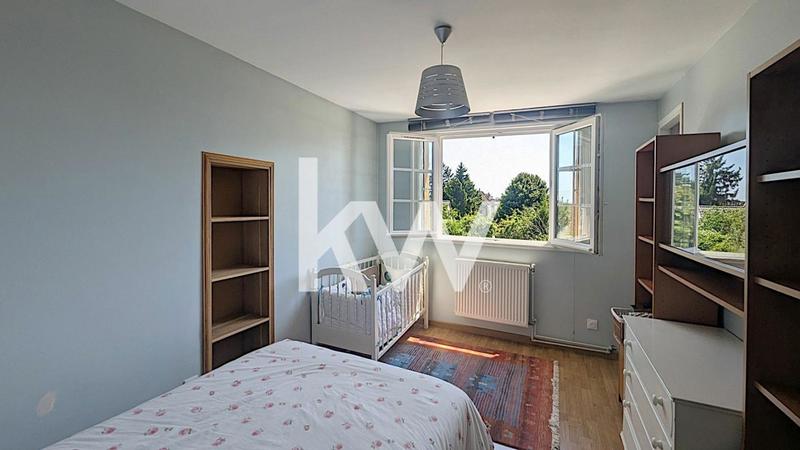 Maison - 179 m² - 7 pièces