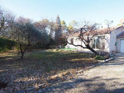 Maison - 90 m² - 3 pièces