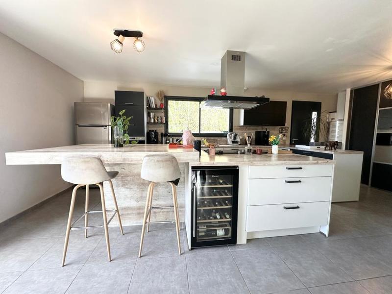 Maison - 120 m² - 5 pièces