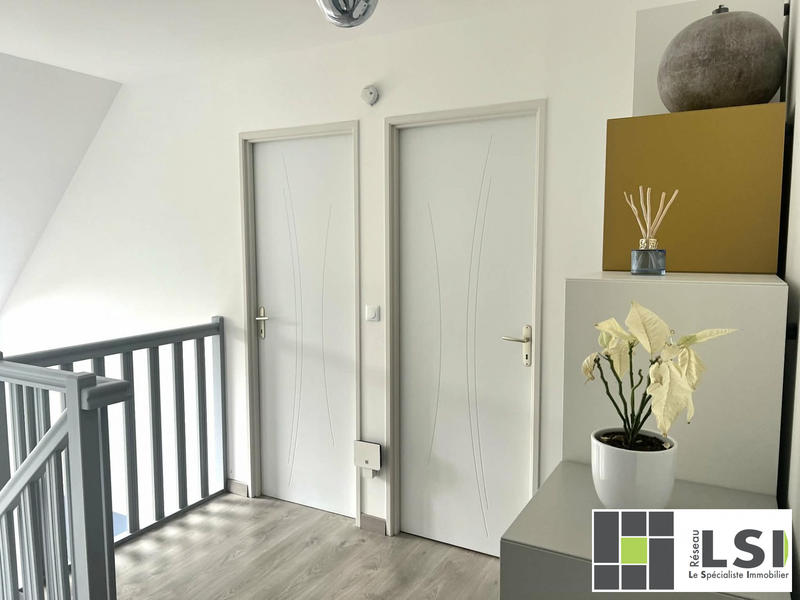 Maison contemporaine - 121 m² - 8 pièces