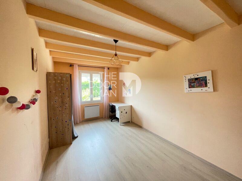 Pavillon - 167 m² - 5 pièces