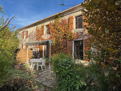 Maison - 200 m² - 4 pièces