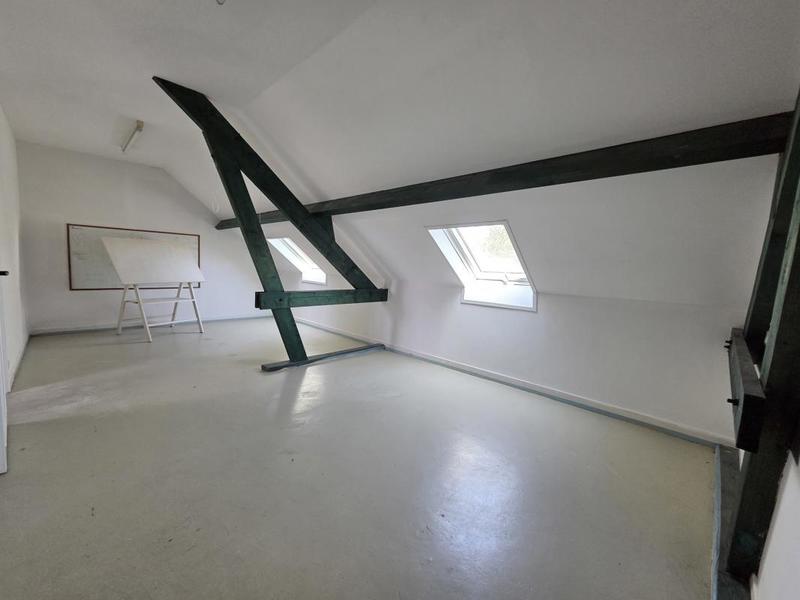 Pavillon - 279 m² - 10 pièces