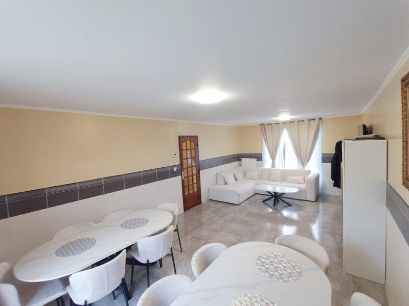 Maison - 92 m² - 4 pièces