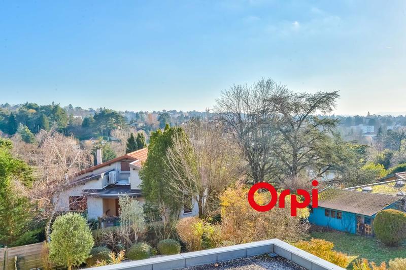 Maison - 190 m² - 8 pièces