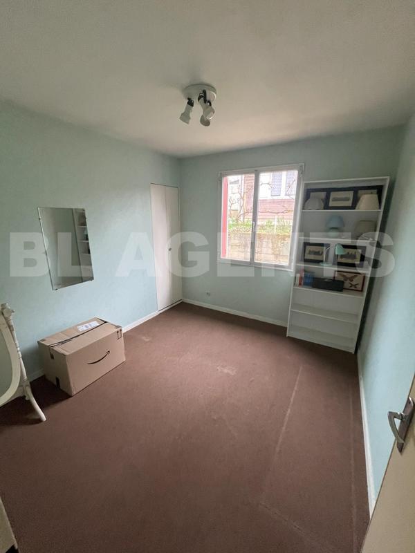 Maison - 172 m² - 9 pièces