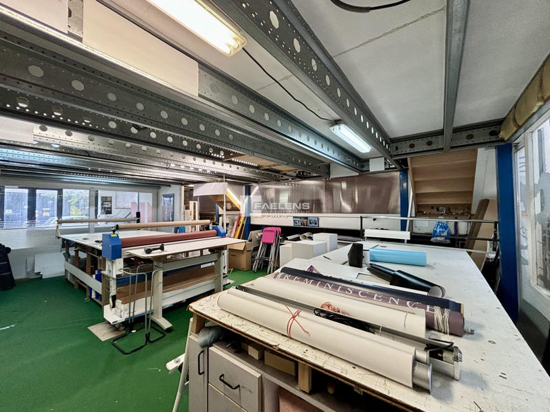 Local commercial - 408 m²