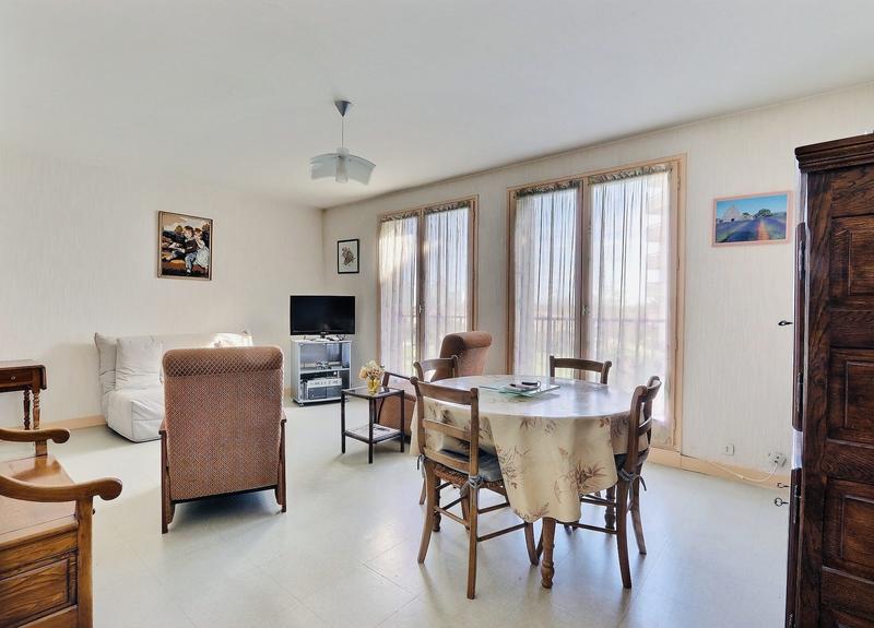 Appartement - 82 m² - 4 pièces