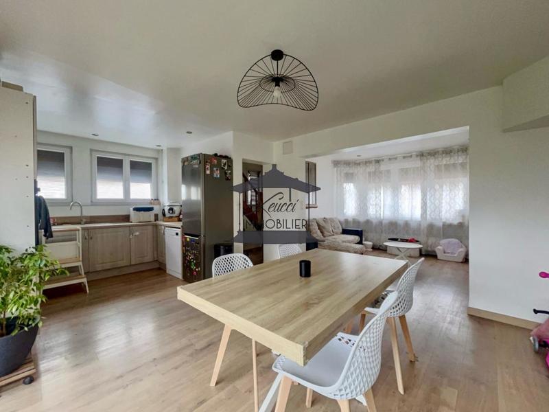 Maison - 113 m² - 5 pièces