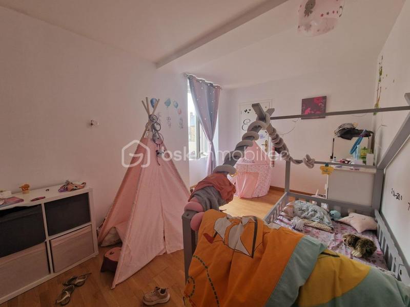 Maison - 271 m² - 9 pièces