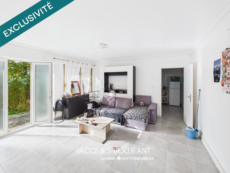 Maison - 230 m² - 9 pièces