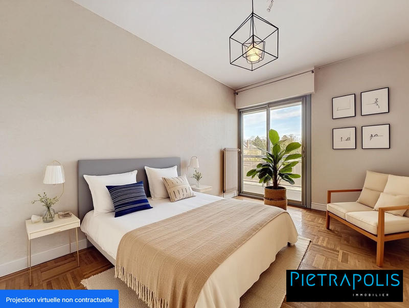 Appartement - 112 m² - 5 pièces