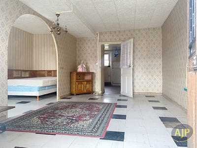 Maison - 121 m² - 5 pièces