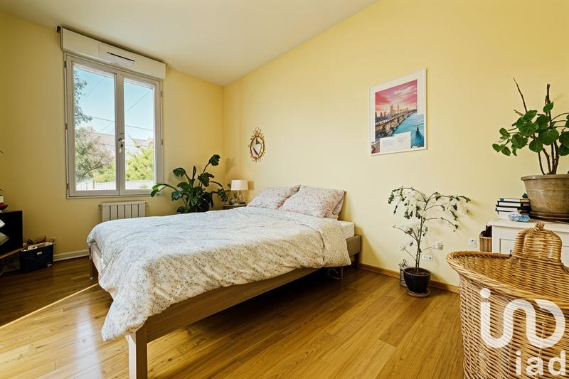 Maison - 88 m² - 5 pièces