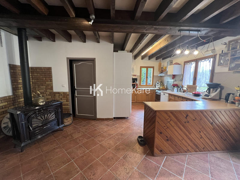 Maison - 350 m² - 10 pièces