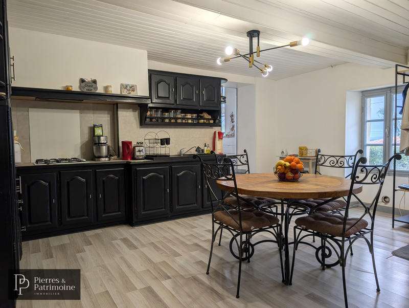 Maison - 110 m² - 6 pièces