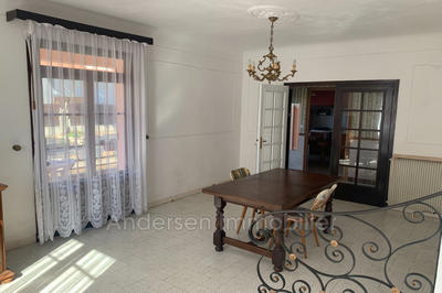 Villa - 107 m² - 6 pièces