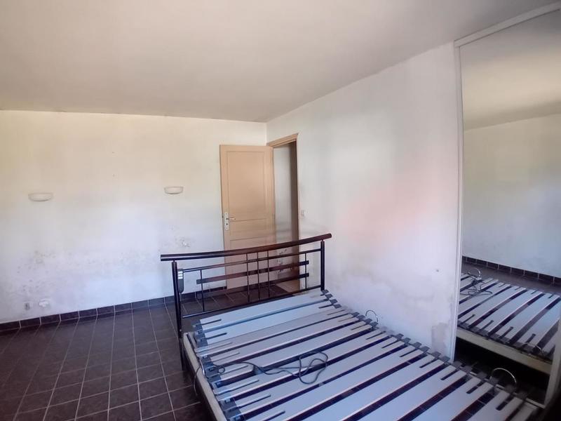 Maison - 200 m² - 5 pièces