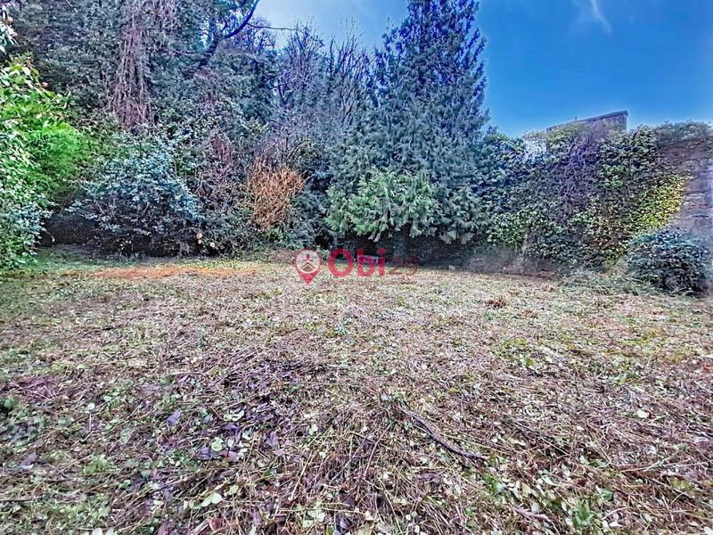 Terrain constructible - 870 m²