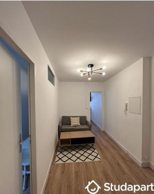 Chambre - 12 m² - 1 pièce