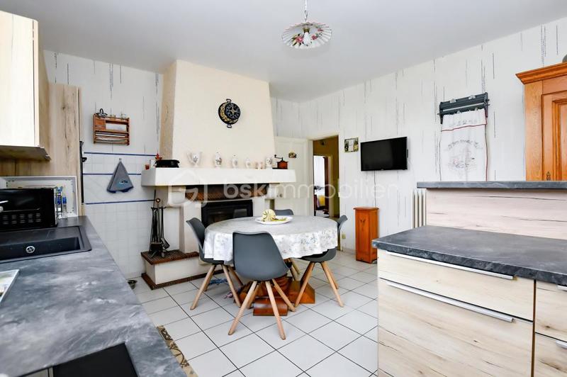 Maison de maîtres - 180 m² - 7 pièces