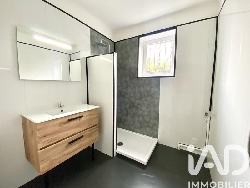 Maison - 303 m² - 19 pièces