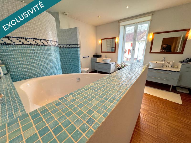 Maison - 195 m² - 5 pièces