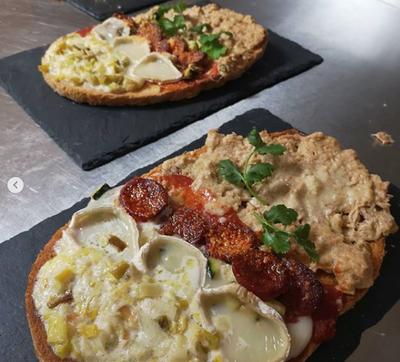 Ailleurs c'est Ici à Vienne café-théâtre et restaurant