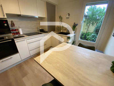 Appartement - 103 m² - 4 pièces