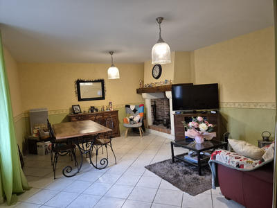 Maison - 87 m² - 5 pièces