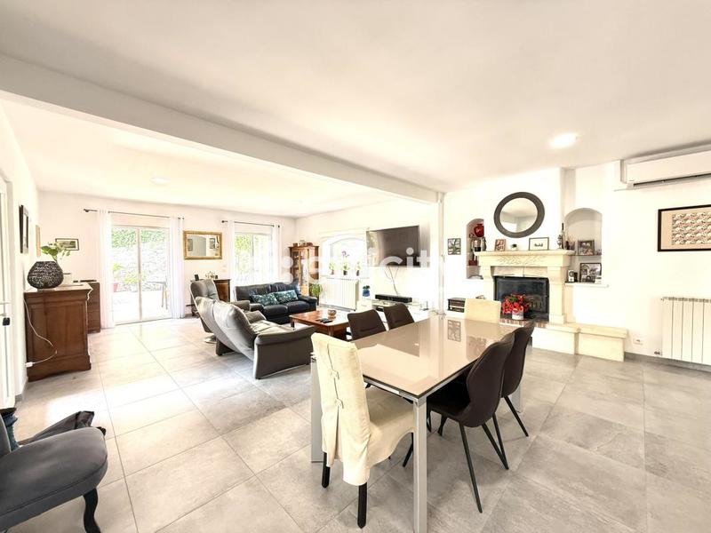 Villa - 158 m² - 6 pièces