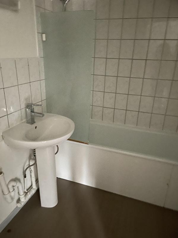 Appartement ancien - 81 m² - 3 pièces