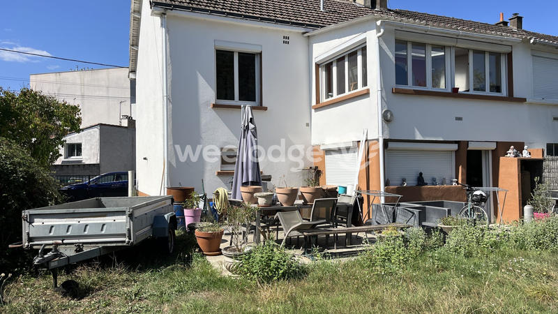 Maison - 80 m² - 4 pièces