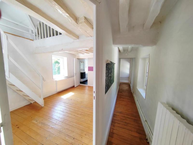 Maison - 167 m² - 8 pièces