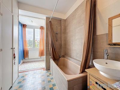 Appartement - 92 m² - 4 pièces