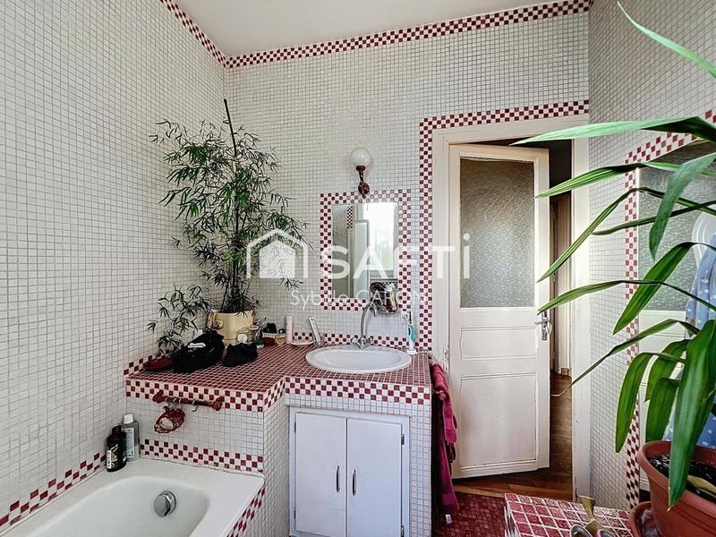 Maison - 161 m² - 6 pièces