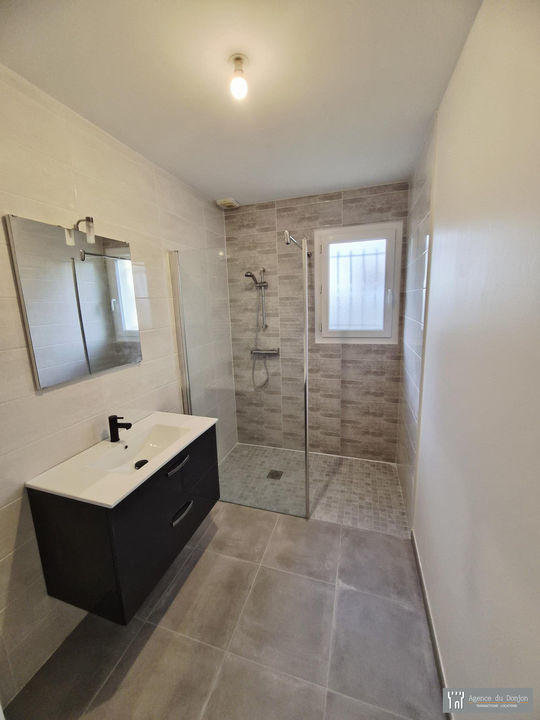 Maison - 82 m² - 4 pièces