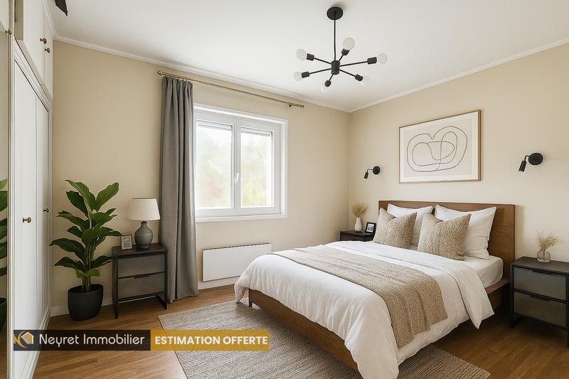 Maison - 200 m² - 8 pièces