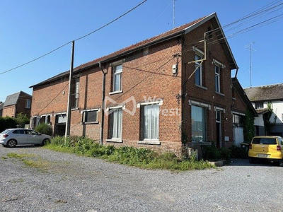 Maison - 370 m² - 7 pièces