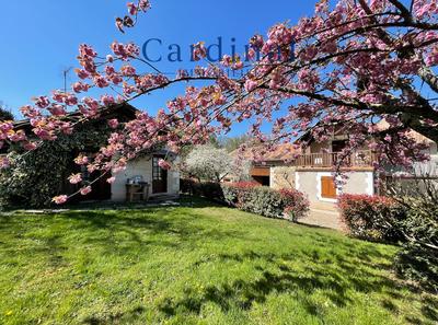 Bastide - 240 m² - 8 pièces